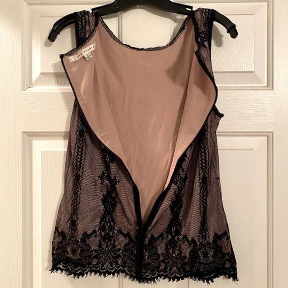 Lovely Lace Style Shell - Picture 7 of 10